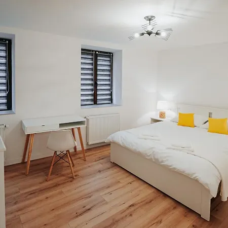 Authentic Old Town Retreat